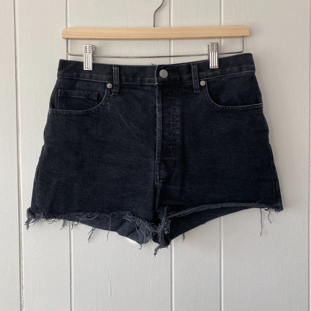 Everlane | The Cheeky Denim Short